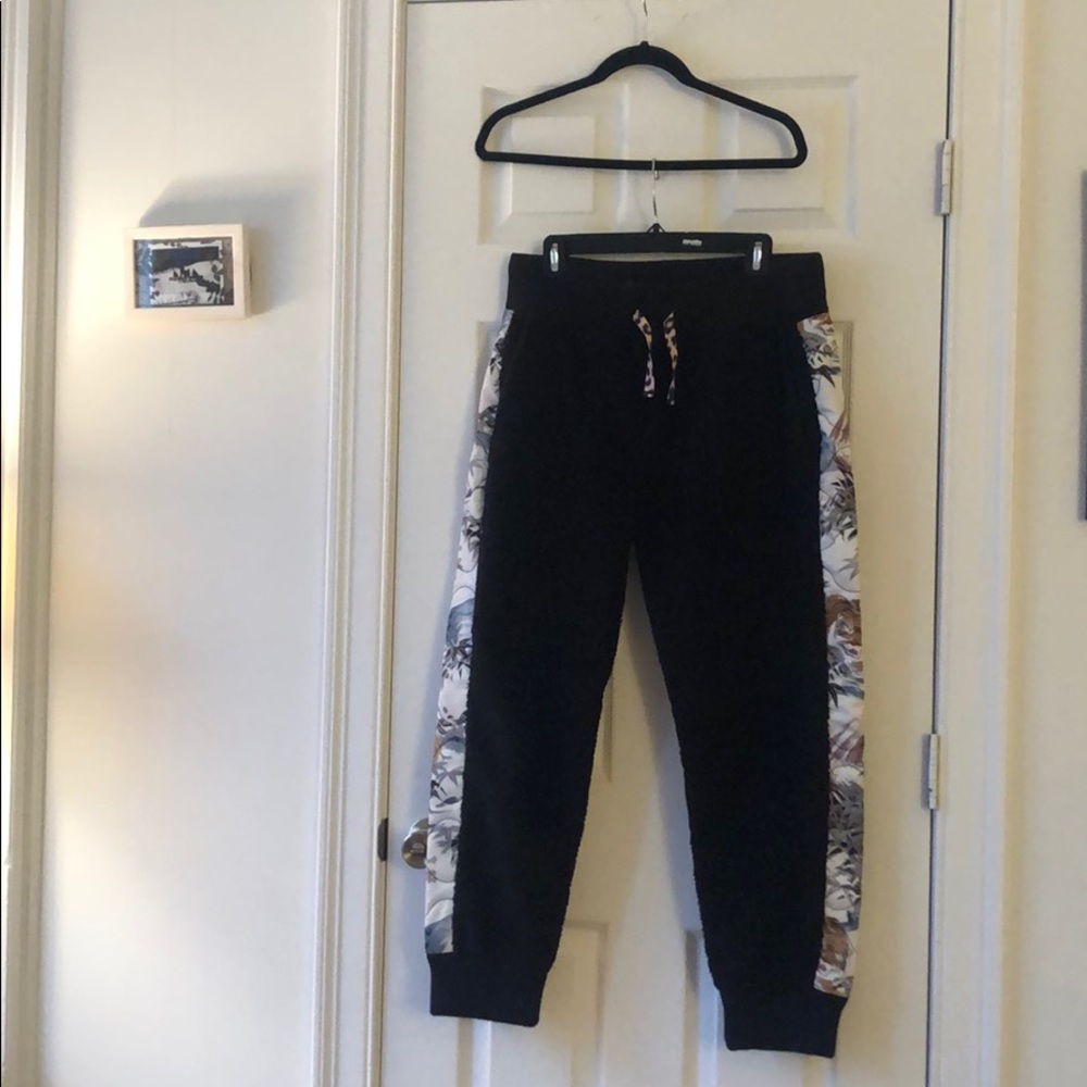 Limited Edition RARE Burton X L.A.M.B. Fleece Pant